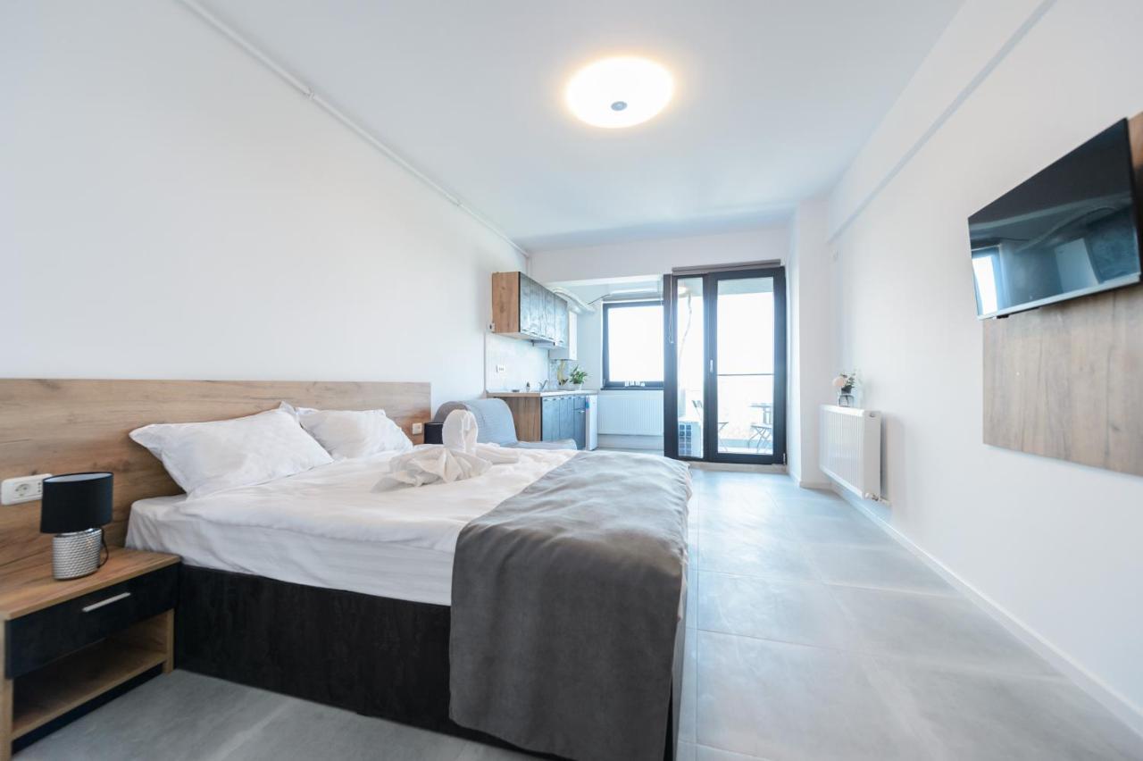 Ox Apartments Западен Ефорие Екстериор снимка